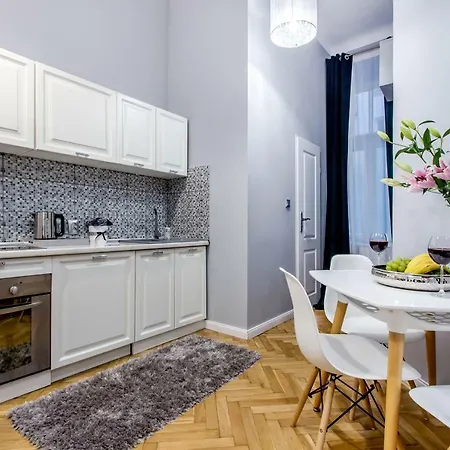 Clicktheflat Palace Of Culture Apartment Warsaw Exterior photo